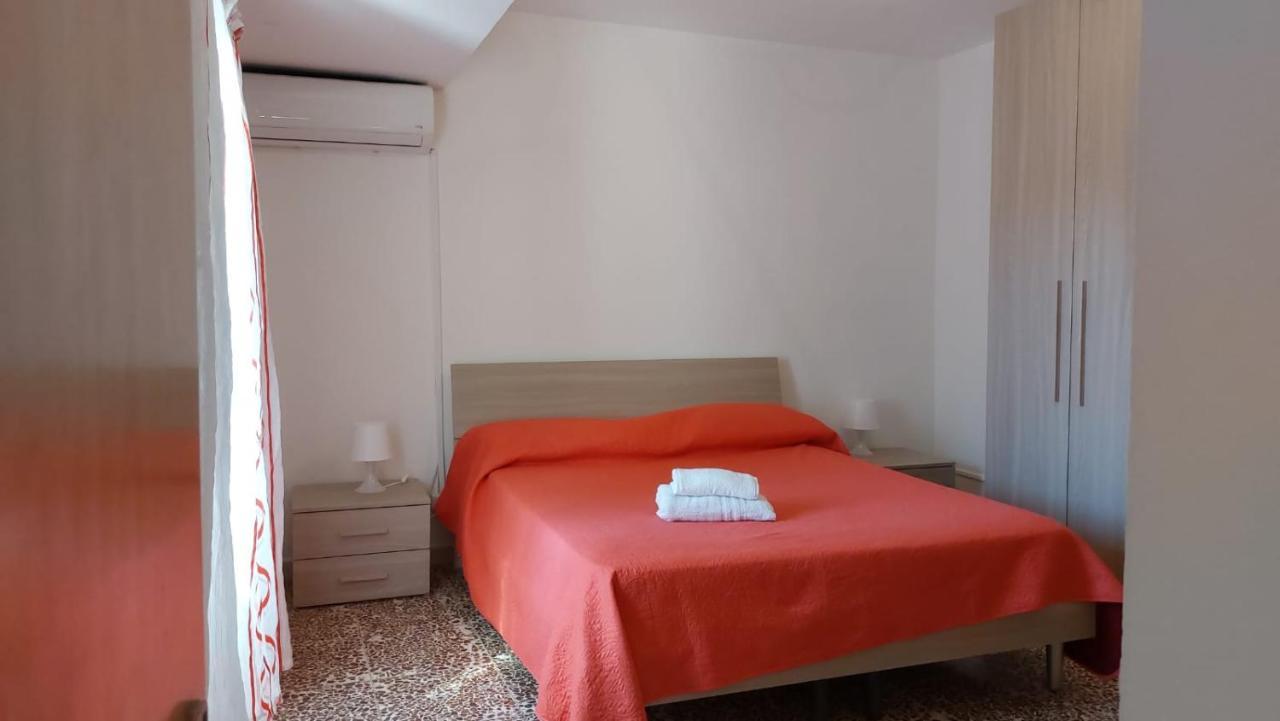 Apartamento La Casa Dei Gatti Syracuse Exterior foto